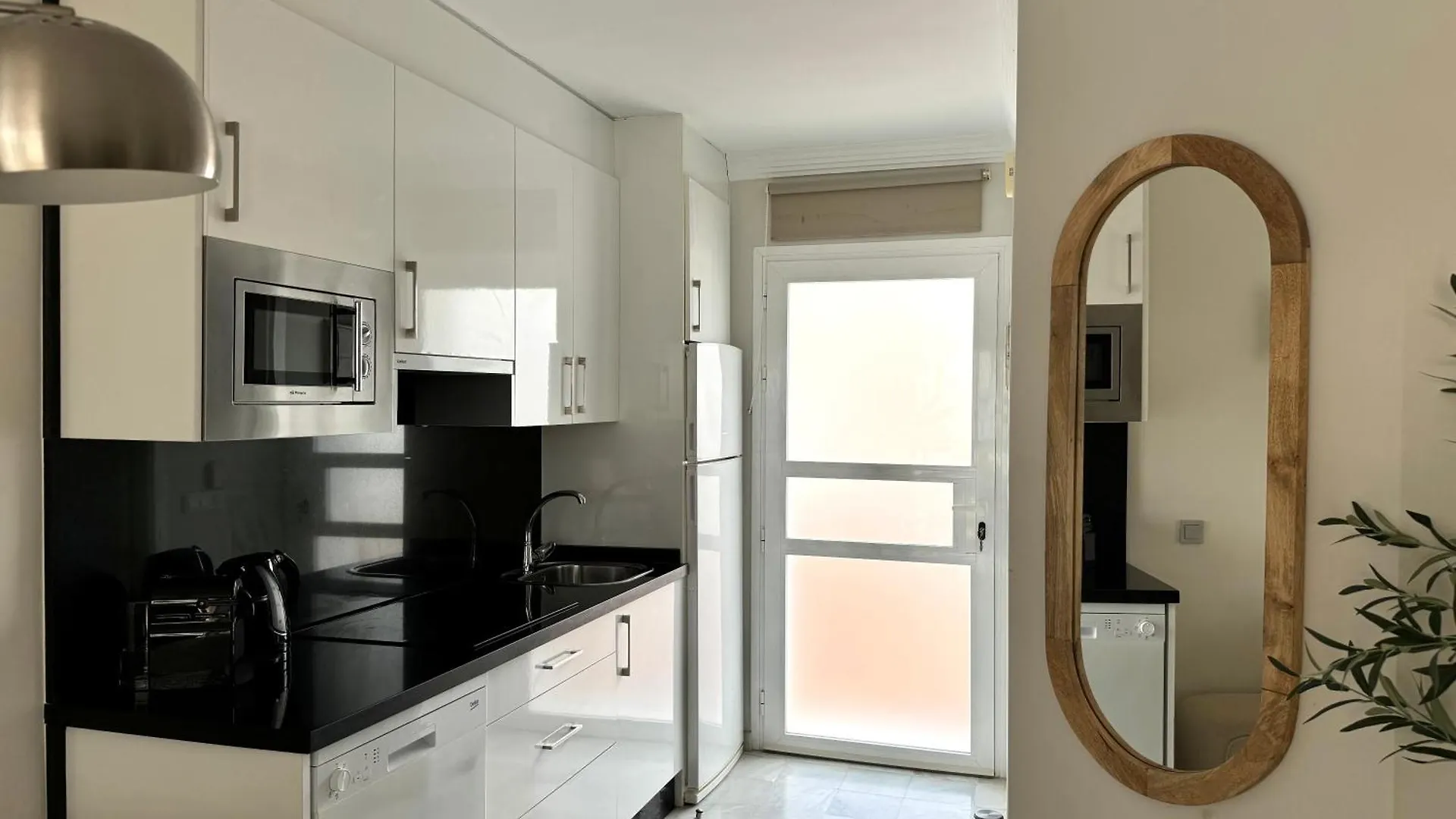 Casa Naranja, Cabopino 2 Pools & Heated Indoor Pool Apartman Marbella