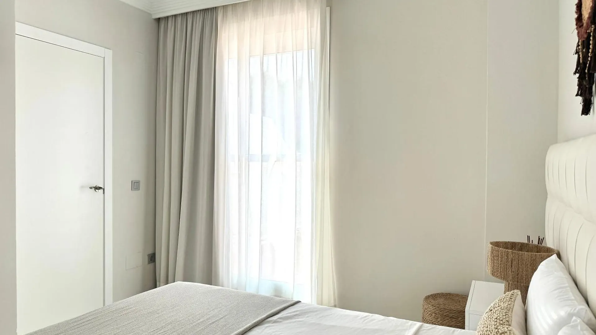 Casa Naranja, Cabopino 2 Pools & Heated Indoor Pool Apartman Marbella