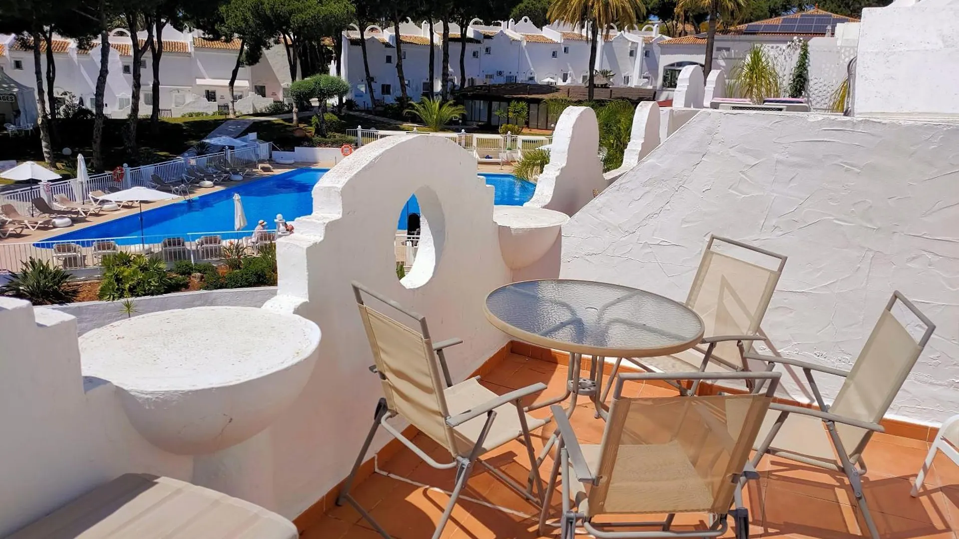 Casa Naranja, Cabopino 2 Pools & Heated Indoor Pool Apartman Marbella Spanyolország