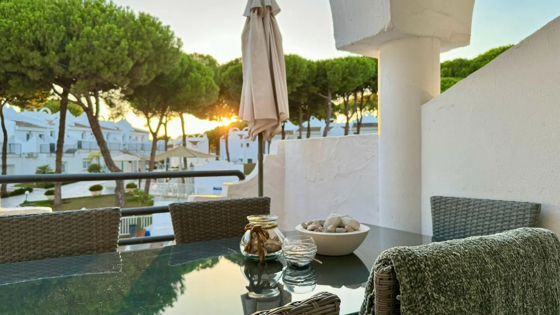 Casa Naranja, Cabopino 2 Pools & Heated Indoor Pool Apartman Marbella Spanyolország